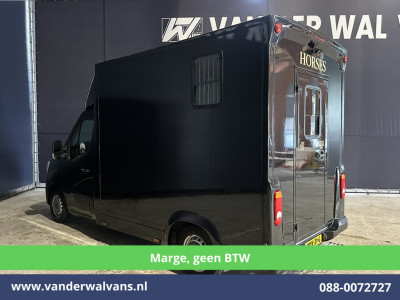 Renault Master 2.3 dCi 150pk **MARGE, geen BTW** L2H2 Paardenwagen Euro6 Airco | Camera | Cruisecontrol | Trekhaak Bijrijdersbank foto 13