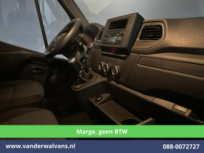 Renault Master 2.3 dCi 150pk **MARGE, geen BTW** L2H2 Paardenwagen Euro6 Airco | Camera | Cruisecontrol | Trekhaak Bijrijdersbank foto 15
