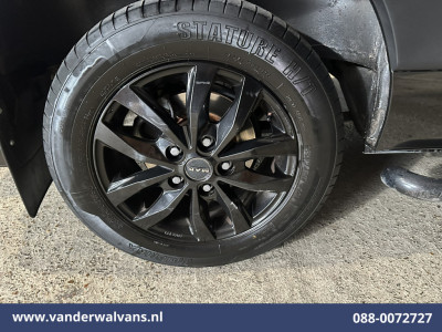 Renault Master 2.3 dCi 180pk L2H2 Euro6 Airco | Camera | Navigatie | LM Velgen | Cruisecontrol | LED Sidebars, 2500kg Trekhaak, Parkeersensoren, Bijrijdersbank foto 4