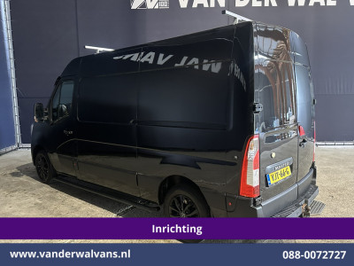 Renault Master 2.3 dCi 180pk L2H2 Inrichting Euro6 Airco | Camera | Navigatie | LM Velgen | Cruisecontrol | LED Sidebars, 2500kg Trekhaak, Parkeersensoren, Bijrijdersbank foto 12