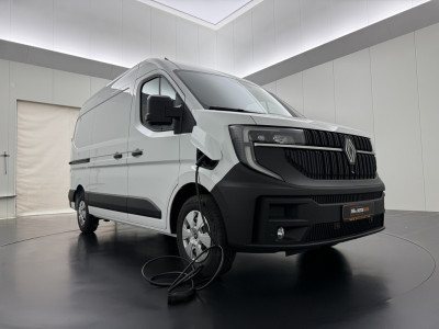 Renault Master E-Tech 87Kwh L2H2 | Zeer Compleet !! | Direct Rijden !!! | 2450Kg Trekhaak | 10 Multimedia+Google | 360 Camera | Betimmering foto 3