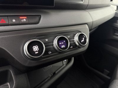Renault Master E-Tech 87Kwh L2H2 | Zeer Compleet !! | Direct Rijden !!! | 2500Kg Trekhaak | 10 Multimedia+Google | 360 Camera | Betimmering foto 41