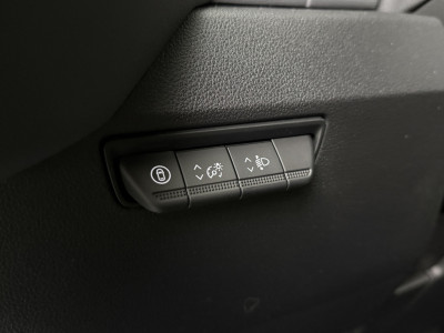 Renault Master E-Tech 87Kwh L2H2 Zeer Compleet !! | Direct Rijden !! | Trekhaak 2500Kg | 10 Multimedia+Google | 360 Camera | Betimmering foto 14