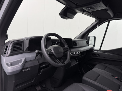Renault Master E-Tech 87Kwh L2H2 Zeer Compleet !! | Direct Rijden !! | Trekhaak 2500Kg | 10 Multimedia+Google | 360 Camera | Betimmering foto 4