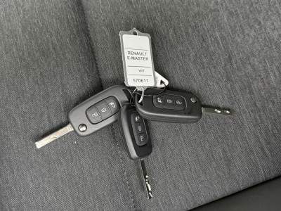 Renault Master E-Tech 87Kwh L3H2 | Zeer Compleet !! | Direct Rijden !!! | 2300Kg Trekhaak | 10 Multimedia+Google | 360 Camera | Betimmering foto 8