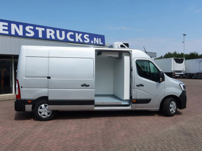 Renault Master Koel/Vries/Verwarmen + 220 volt stekker Carrier Xarios 350 machine BPM vrij foto 6