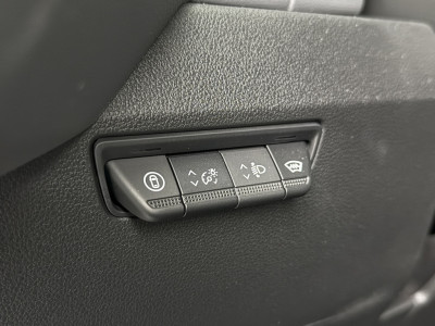 Renault Master L2H2 Limited 87 kWh | Trekhaak 2500Kg | Airco | Cruise | Multimedia | Camera foto 14