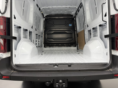 Renault Master L2H2 Limited 87 kWh | Trekhaak 2500Kg | Airco | Cruise | Multimedia | Camera foto 5