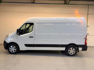 Renault Master Servicewagen T35 2.3 dCi 145pk euro6 L2H2 BOTT Inrichting, Victron omvormer, Standkachel, Trekhaak, RIJKLAARPRIJS! foto 4