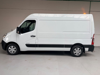 Renault Master Servicewagen T35 2.3 dCi 145pk euro6 L2H2 BOTT Inrichting, Victron omvormer, Standkachel, Trekhaak, RIJKLAARPRIJS! foto 4