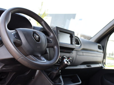Renault Master T33 2.3 dCi 135 L2H2 Camera, Cruise, LED, Multimedia, Trekhaak, 135pk, NAVI, Betimmering, Uniek! foto 12