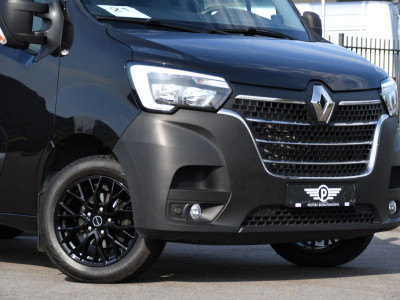 Renault Master T33 2.3 dCi 135 L2H2 Camera, Cruise, LED, Multimedia, Trekhaak, 135pk, NAVI, Betimmering, Uniek! foto 8