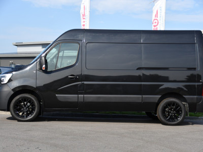 Renault Master T33 2.3 dCi 135 L2H2 Camera, Cruise, LED, Multimedia, Trekhaak, 135pk, NAVI, Betimmering, Uniek! foto 9