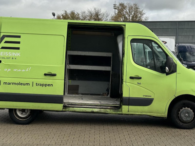 Renault Master T33 2.3 dCi L2H2 foto 3