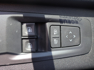 Renault Master T35 2.0 dCi 170pk Bakwagen met Achterdeuren foto 20