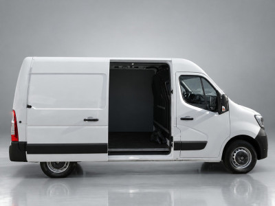 Renault Master T35 2.3 dCi 135 L2H2 Comfort Groot NAVI AIRCO TREKHAAK ZEER NETJES foto 5