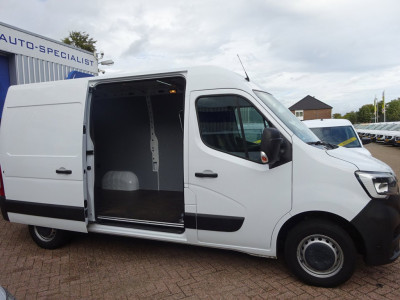 Renault Master T35 2.3 dCi 135 L2H2 Comfort Groot NAVI AIRCO TREKHAAK ZEER NETJES foto 6