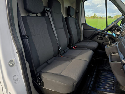 Renault Master T35 2.3 dCi 135 L2H2 Work Edition - 136 Pk - Euro 6 foto 13