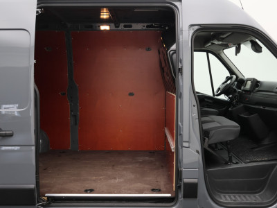 Renault Master T35 2.3 dCi 135 L2H2 Work Edition 3-Zits, Camera, Cruise, Apple Carplay, Rijstrooksensor, DAB, PDC 11