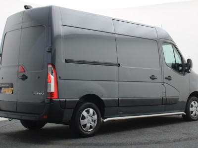 Renault Master T35 2.3 dCi 135 L2H2 Work Edition 3-Zits, Camera, Cruise, Apple Carplay, Rijstrooksensor, DAB, PDC 19