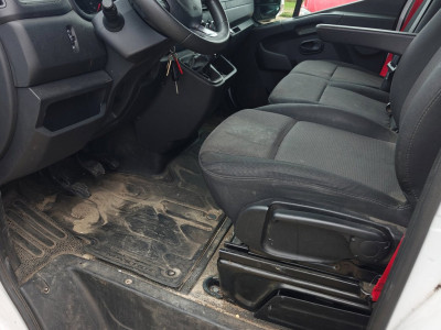 Renault Master T35 2.3 dCi 135 L2H2 Work Edition , Airco , navi , camera , 1e Eig , Euro 6 foto 9