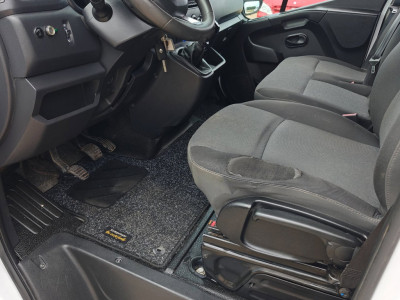 Renault Master T35 2.3 dCi 135 L2H2 + werkplaats inrichting , Euro 6 , 1e Eig , 140 PK , Apk 4-2027 , Camera , leuke bus. 10