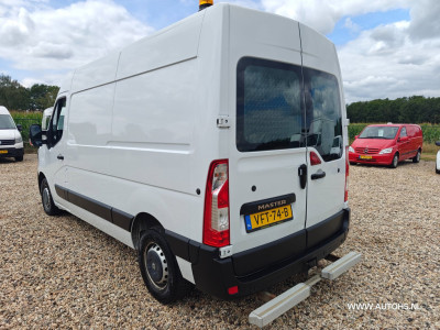 Renault Master T35 2.3 dCi 135 L2H2+ werkplaats inrichting , Euro 6 , 1e Eig , 140 PK , Apk 4- 2027 , Camera , leuke bus. 3
