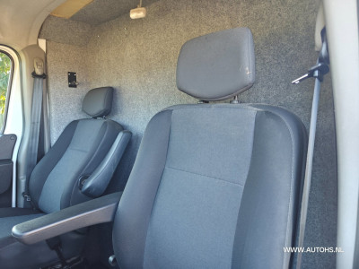 Renault Master T35 2.3 dCi 135 L2H2 ,+ werkplaats inrichting , Euro 6 , 1e Eig , 140 PK , Apk 8- 2027 , Camera , leuke bus. foto 18
