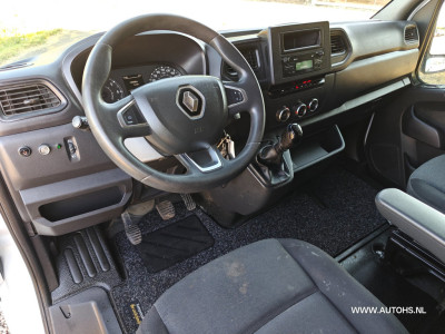Renault Master T35 2.3 dCi 135 L2H2 ,+ werkplaats inrichting , Euro 6 , 1e Eig , 140 PK , Apk 8- 2027 , Camera , leuke bus. foto 19