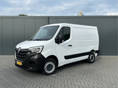 Renault Master T35 2.3 dCi 135 PK / L1H1 / 1e EIGENAAR / TREKHAAK / AIRCO / NAVI / CRUISE / 2.500 KG AHG foto 2
