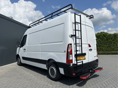 Renault Master T35 2.3 dCi 136 PK / L2H2 / 1e EIG. / 67.106 KM / IMPERIAAL / TREKHAAK / NAVI / AIRCO / CRUISE 5
