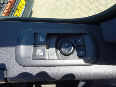 Renault Master T35 2.3 dCi 145 L4 DL DUBBELE CABINE OPEN LAADBAK 18