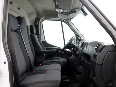Renault Master T35 2.3 dCi 145pk L2H2 Energy Airco/Navi/Imperiaal 09-2020 foto 3