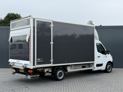 Renault Master T35 2.3 dCi 146 PK / BAKWAGEN / DHOLLANDIA LAADKLEP / CRUISE / AIRCO / 3-ZITS / ZIJDEUR / MEUBELBAK foto 3