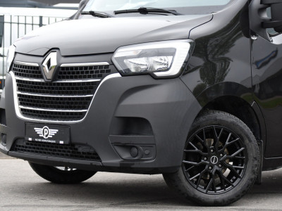 Renault Master T35 2.3 dCi 150 L2H2 Black Edition Cruise, Camera, Carplay, 136pk, Automaat Multimedia, LED, NAVI, Trekhaak, Uniek! foto 7