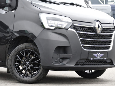Renault Master T35 2.3 dCi 150 L2H2 Black Edition Cruise, Camera, Carplay, 136pk, Automaat Multimedia, LED, NAVI, Trekhaak, Uniek! foto 8