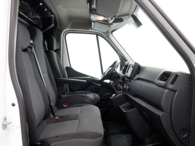 Renault Master T35 2.3 dCi 150pk Automaat L2H2 Energy Airco/Navi/Imperiaal 03-2020 foto 3