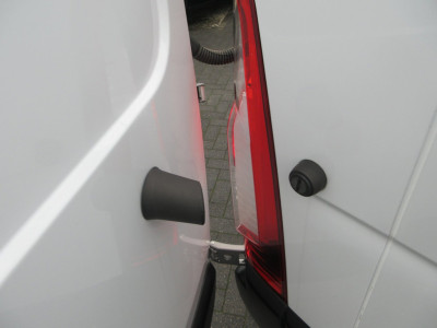 Renault Master T35 2.3 dCi 180pk, L2, Navi, Camera, LED, 2x Schuifdeur, Trekhaak, 3-Zits. foto 10