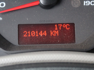 Renault Master T35 2.3 dCi L2H2 Energy 146PK | Airco | Navigatie | Trekhaak | 3-zits foto 19