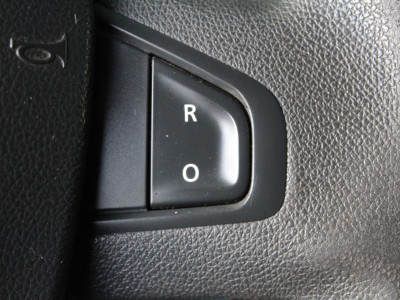 Renault Master T35 2.3 dCi L2H2 Energy 146PK | Airco | Navigatie | Trekhaak | 3-zits foto 21