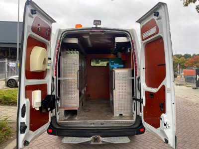 Renault Master T35 2.3 dCi L2H3 Eco / Automaat / Airco / Navigatie / Camera / Cruise Control / APK 30-4-2027 /92KW=125PK / Euro5 / foto 4
