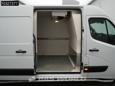 Renault Master 130PK Koelwagen Zanotti Z350 230v Stekker L3H2 Navi Airco Cruise Camera Parkeersensoren v+a Euro6 L3 Airco Cruise control 9
