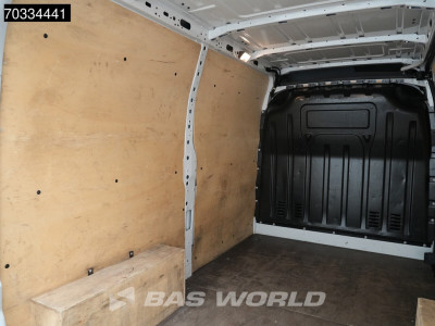 Renault Master 135PK L2H2 LED Navi Airco Cruise Camera Parkeersensoren v+a Euro6 L2 Airco Cruise control foto 12
