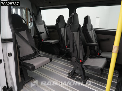 Renault Master 135PK Passenger Transport Personenvervoer 8 Persoons Ramp L2H2 LED Navi Airco Cruise Camera Parkeersensoren Euro6 L2 TV Taxi Rolstoelvervoer Wheelchair Airco Cruise control 16