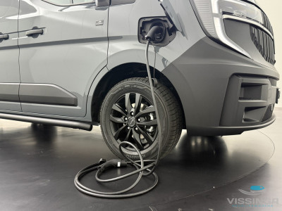 Renault Master E-Tech L2H2 Long Range 87 kWh Vissinga Special Urban Grey 15