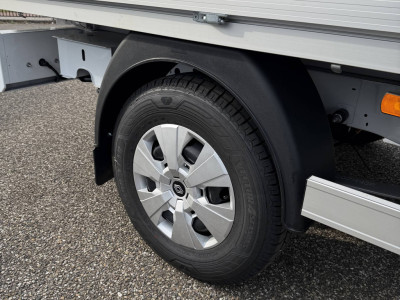 Renault Master E-Tech Open laadbak + HIAB kraan + trekhaak foto 17