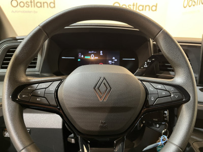 Renault Master E-Tech T35 L2H2 Advance long range 87 kWh / 100% elektrisch !! / SOH 99% / CCS Snelladen / Airco / Cruise Control / Camera / CarPlay / LED / 3-Zits / 3.300 KM !! foto 11
