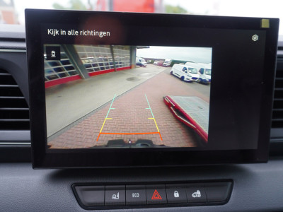 Renault Master E-Tech T35 L2H2 Advance long range 87 kWh 143PK Automaat Schuifdeur L+R Climate | Cruise |Navi | Trekhaak | Betimmering foto 17