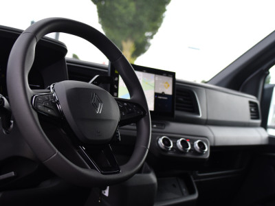Renault Master E-Tech T35 L2H2 Extra long range 87 kWh Camera, Cruise, Carplay, LED, Clima, Stoelverwarming, Laadruimte Betimmering, 143pk, Virtual, Sensoren, Uniek! foto 12