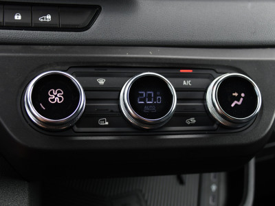 Renault Master E-Tech T35 L2H2 Extra long range 87 kWh Camera, Cruise, Carplay, LED, Clima, Stoelverwarming, Laadruimte Betimmering, 143pk, Virtual, Sensoren, Uniek! foto 20